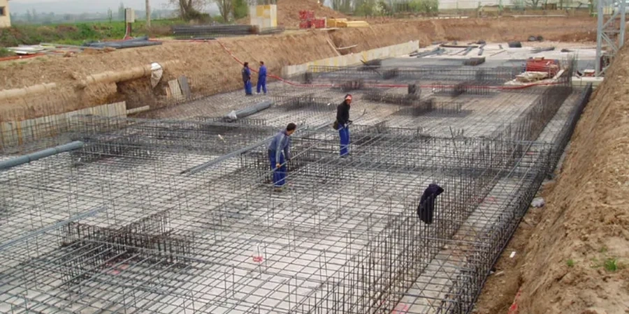 Shallow Foundation Design in Sarnia: Geotechnical Verification for Footings and Rafts